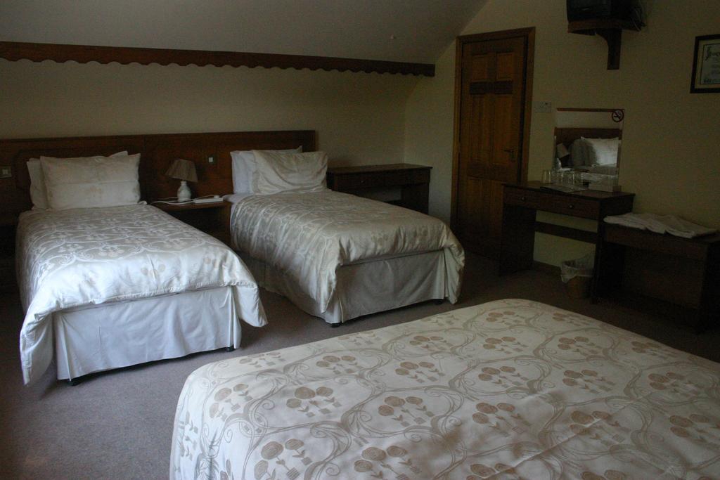 Portarra Lodge Guesthouse Moycullen Kamer foto